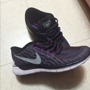 Women's Nike Free 5.0 waterproof