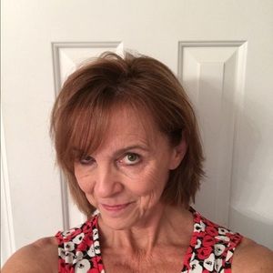 Meet your Posher, Lisa