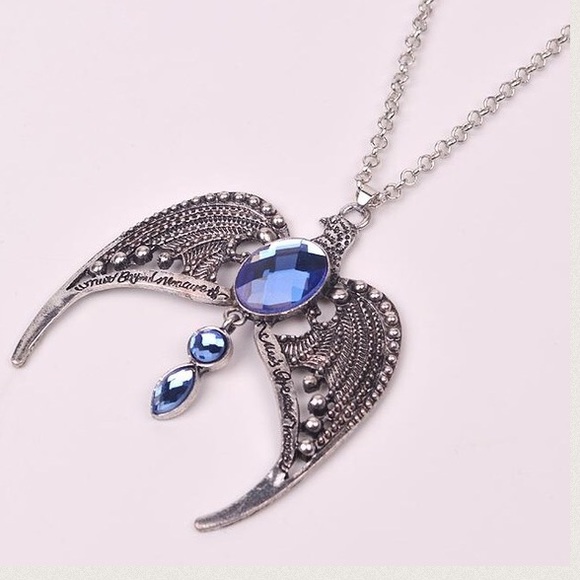 New! Women & Men's Wing Pendant & Necklace - Picture 2 of 4