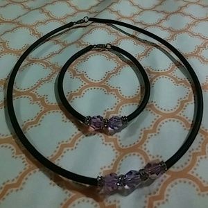 Choker necklace and bracelet