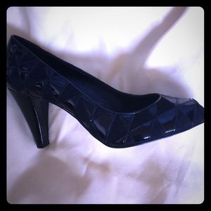 Franco Sarto 2" black shoes