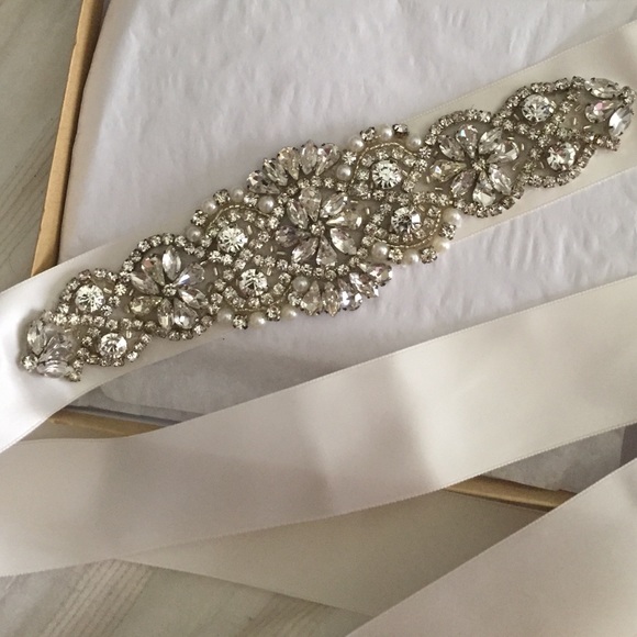 Beautiful bridal belt for wedding dress
