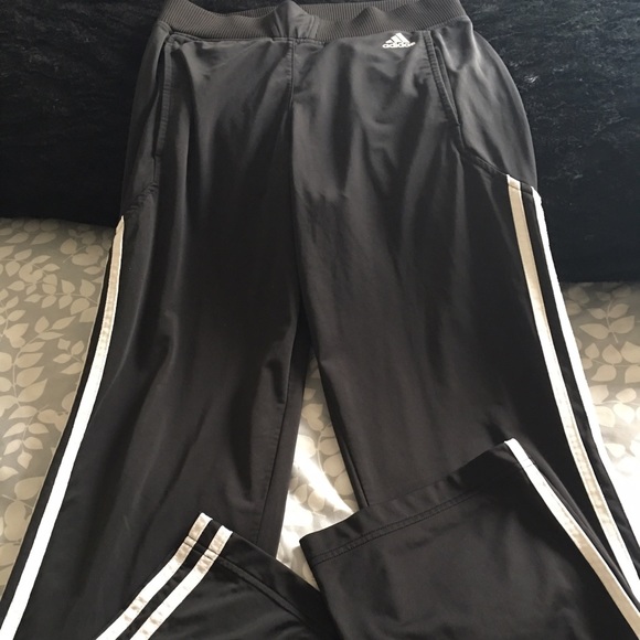 LAST CHANCE‼️‼️ADIDAS joggers - Picture 3 of 3