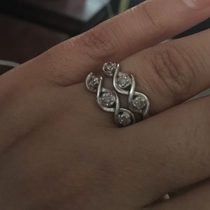 10k white gold stackable diamond promise rings
