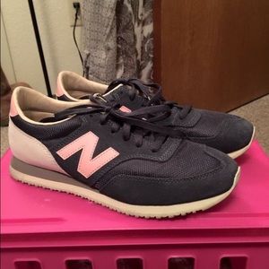 New balance shoes