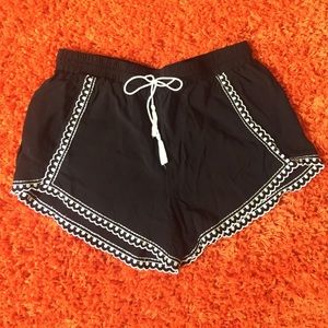 ⚡️FINAL SALE⚡️ Bethany Mota shorts M