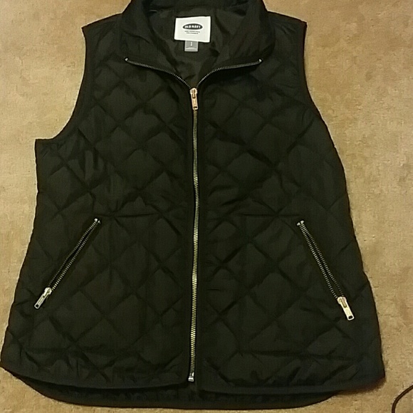 Old Navy Puff Vest