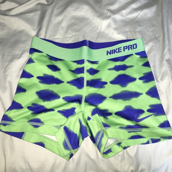 Nike pros