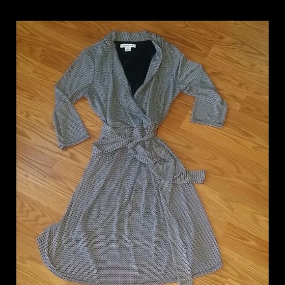 Liz Claiborne Dresses & Skirts - LIZ CLAIBORNE BEAUTIFUL DRESS