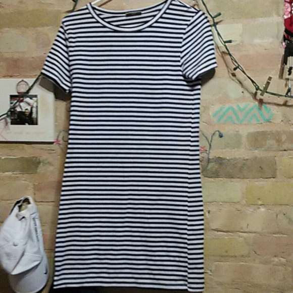 Brandy Melville dress