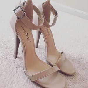 Anne Michelle Nude Stilettos