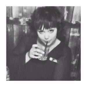 Meet your Posher, Cara