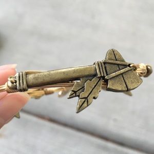 Tomahawk bracelet