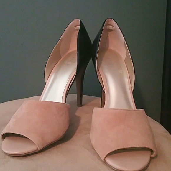 Sexy tan suede and black leather 4inch pump