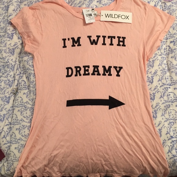 WILDFOX pink comfy tshirt