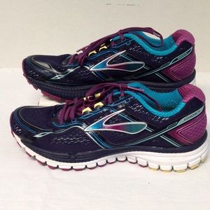 Womens Brooks Ghost 8 Running Shoes Size 9.5