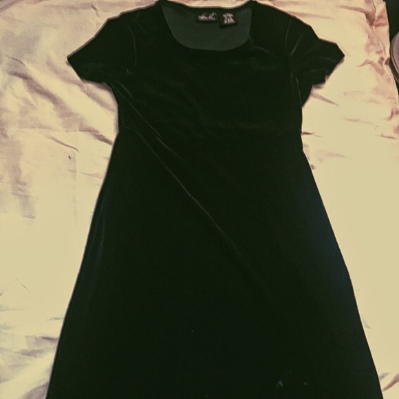 FULL LENGTH Vintage Velvet Velour Kathie Lee dress