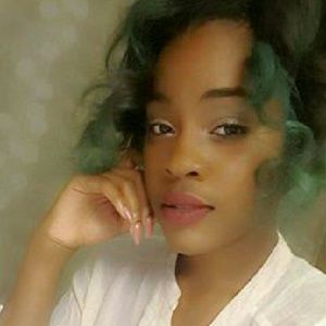 Meet your Posher, Destiny