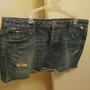 ●OPEN TO OFFERS●