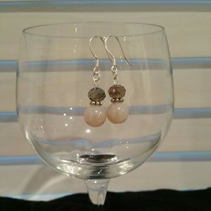 Glass pearl earrings