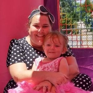 Meet your Posher, Carrie