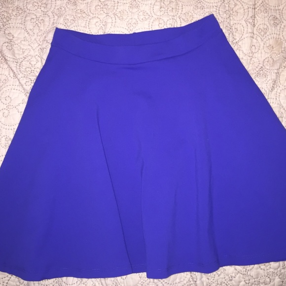 Bebe mini skirt