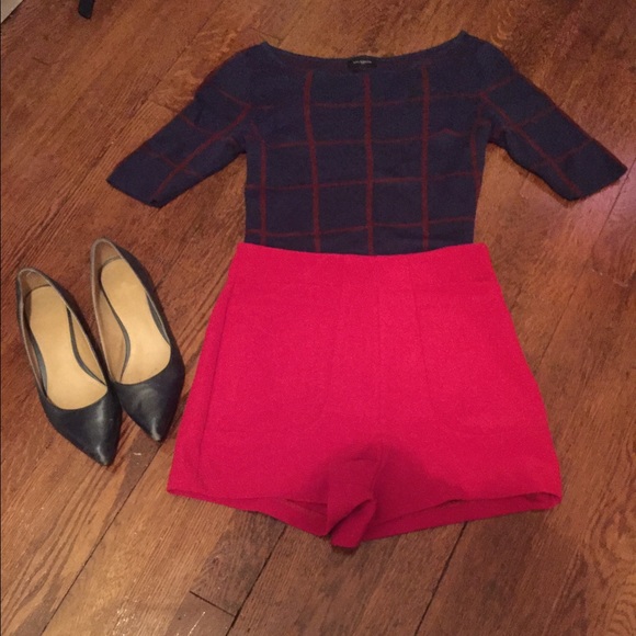 Black Friday Sale -Ann Taylor Short Sleeve Sweater
