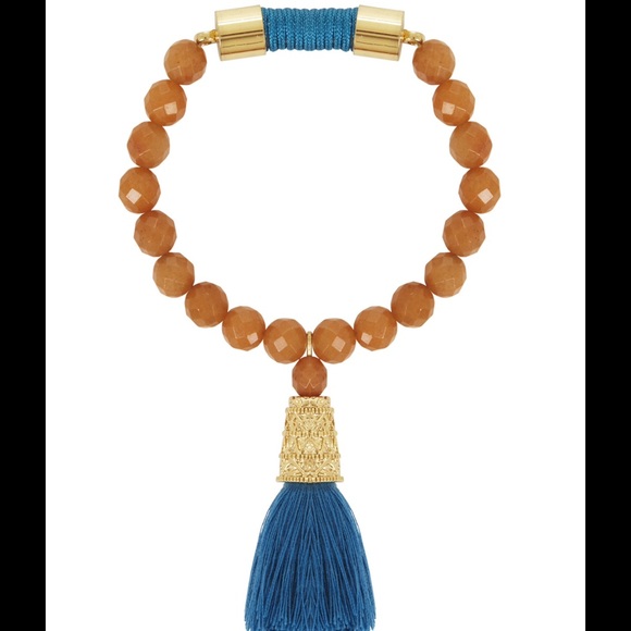 🎉HP🎉 BCBG elastic bracelet