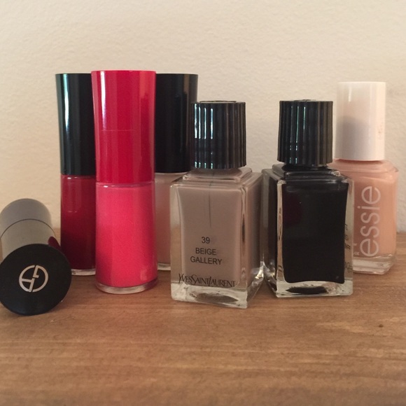 Nail polish bundle