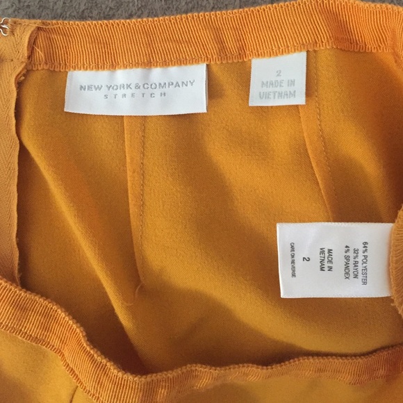 Yellow/gold high waisted long skirt - Picture 4 of 6