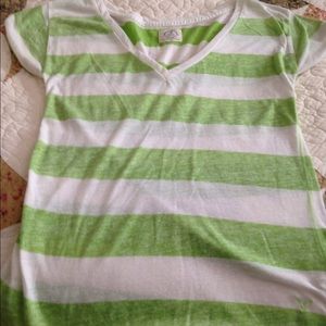 American eagle v-neck tshirt