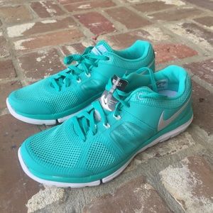 NWT Nike Flex 2014 Run