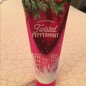 Bath and body works twisted peppermint body cream