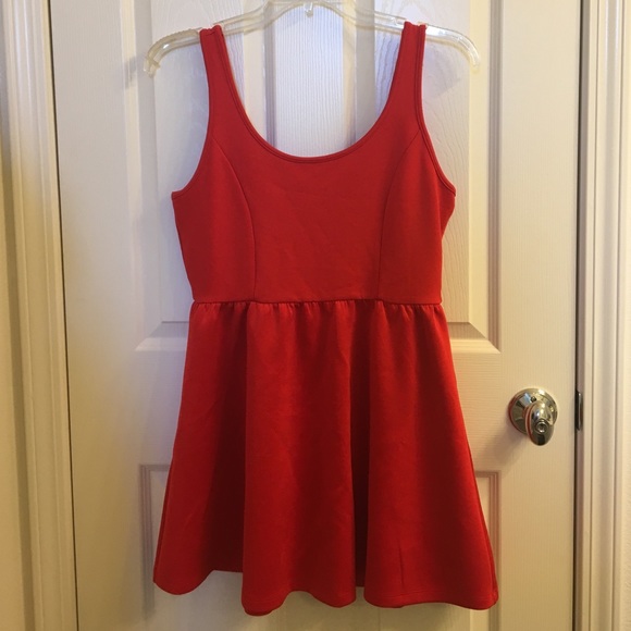 Red Sleeveless Dress