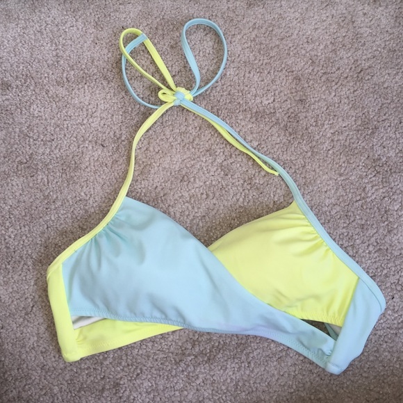 VS PINK wrap bikini top