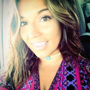 Other posh site: @whitneypumphret