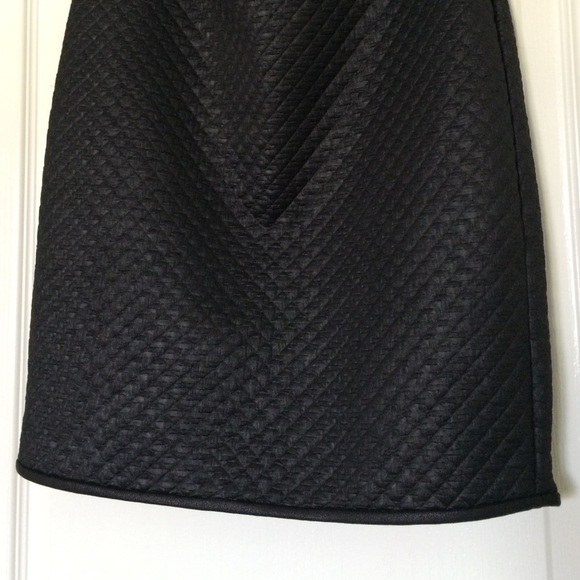 Textured Two Piece Set - Picture 4 of 5