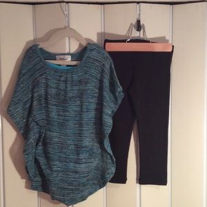 EUC 2 piece top and capri set