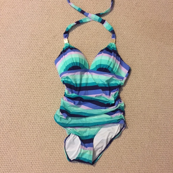NWOT Victorias Secret shaping one piece swimsuit