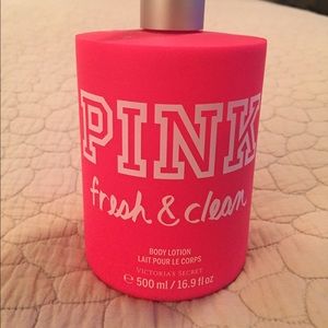 PINK Victoria's Secret fresh and clean body lotion