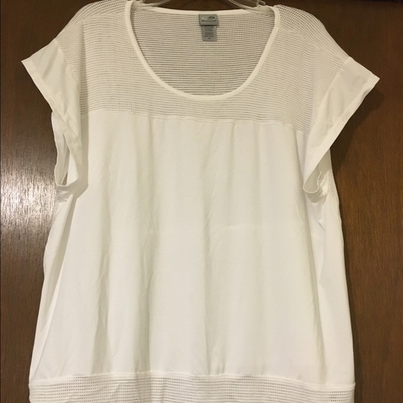 Champion Mesh White Top. NWOT.
