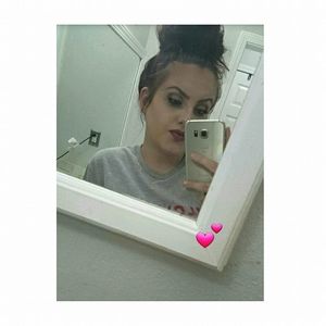 Meet your Posher, Skylar