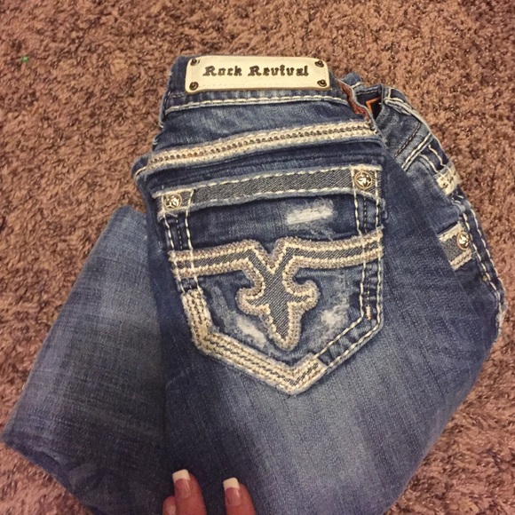 Rock Revival Jeans - Picture 1 of 4