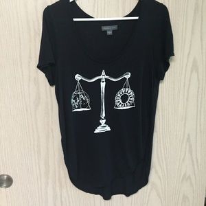 TAKING OFFERS❗️Kendall & Kylie Graphic Tee Shirt