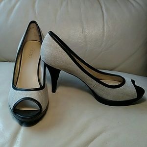90% OFF Nine West Open Toe 3.5" Heels