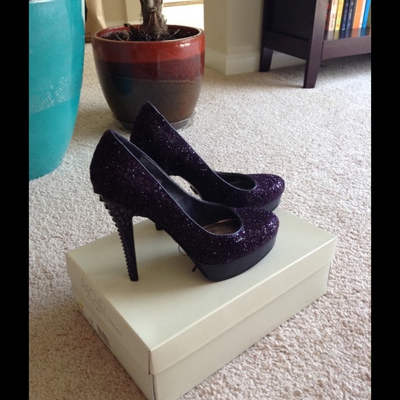 Rachel Roy pumps