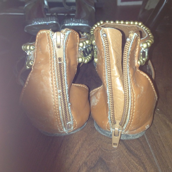 Sandals - Picture 2 of 2