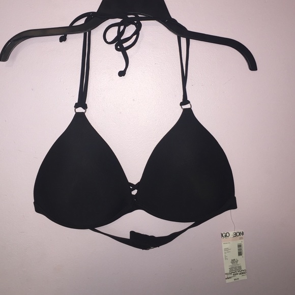 Push-up black bikini top