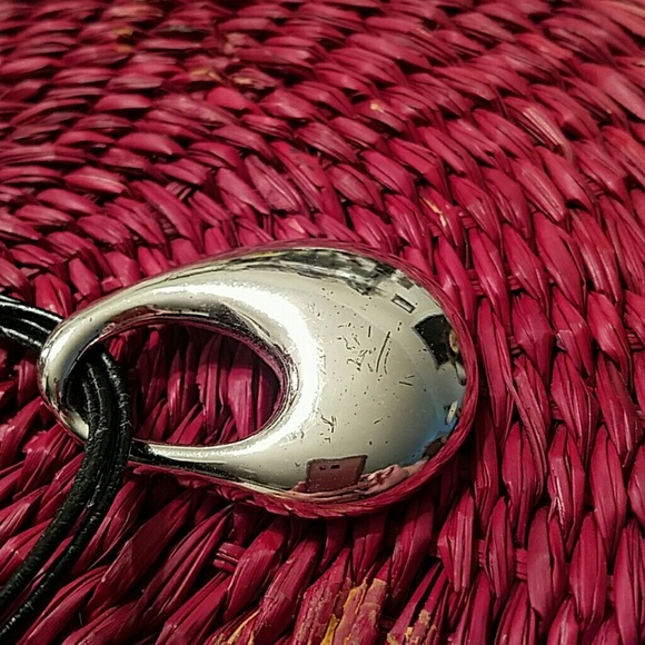 Necklace - Picture 2 of 3