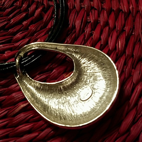 Necklace - Picture 3 of 3